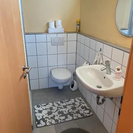 Moderne Einrichtung Und Prime Video Im Allgaeu Apartment *